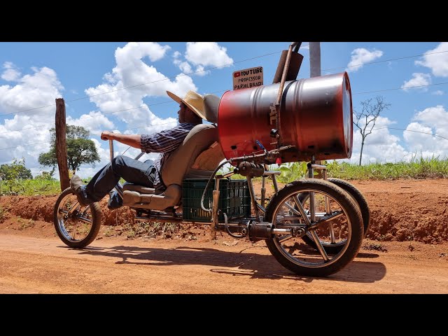 Viajando no veículo movido a lenha