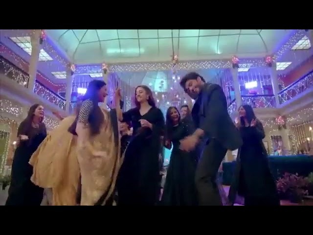 Aman roshni family dance