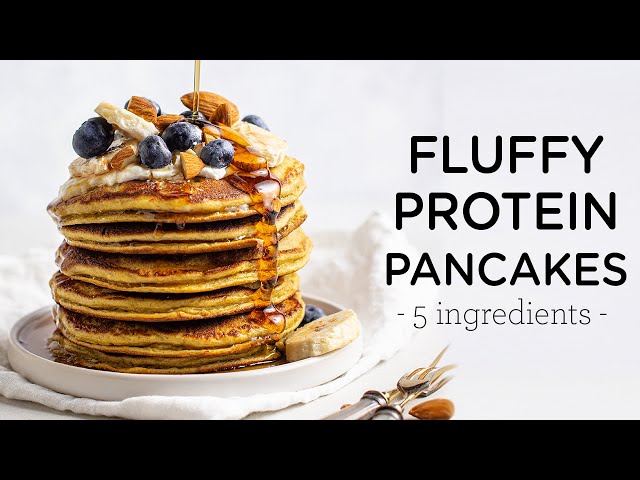 EASY PROTEIN PANCAKES ‣‣ just 5 ingredients!