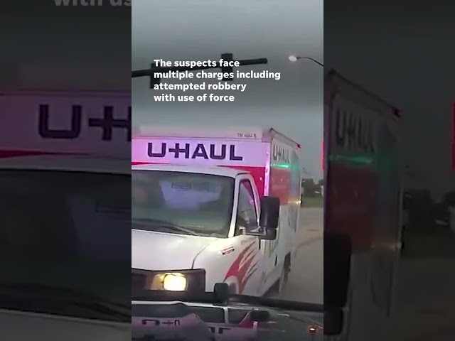 Dashcam shows dramatic police chase with U-Haul getaway truck #Shorts