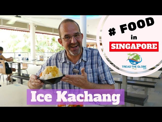 Sampling food in Singapore - Ice Kachang & Chwee Kueh