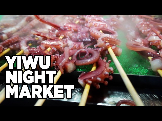 Exploring Yiwu’s Santing Night Market: Goat Heads, Axolotls & Lobster Tails!