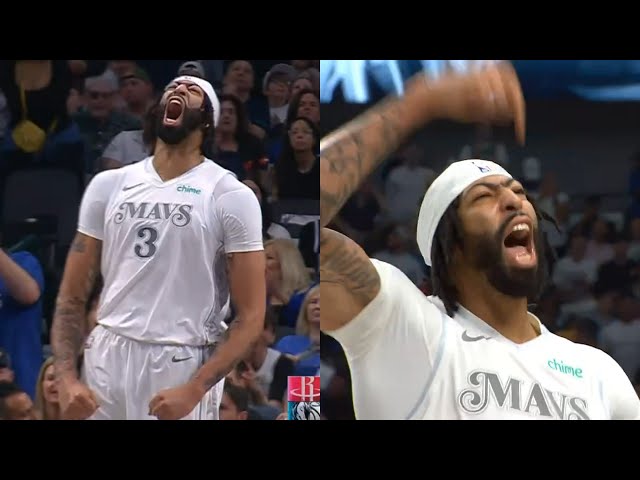 Anthony Davis hypes up Mavs crowd after dominating first 4mins of debut "I'm here" 😳