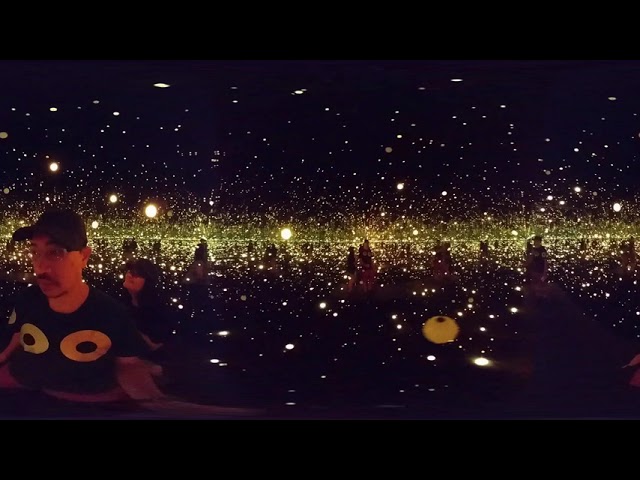 360° ‘Infinity mirrored room’ by Yayoi Kusama