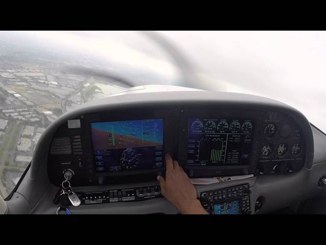 Cirrus SR22 - startup, taxi, takeoff and landing