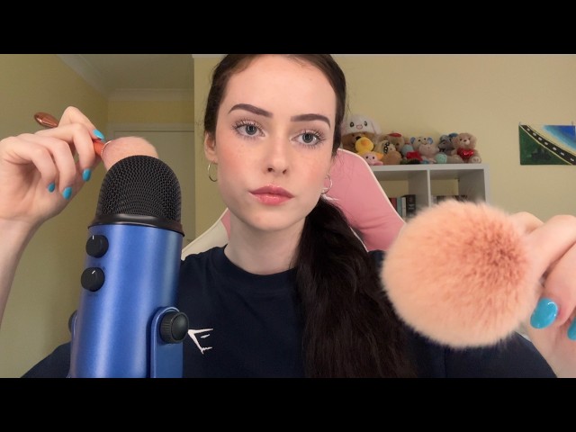 ASMR brushing your face & the mic, rambling & mouth sounds 🫐