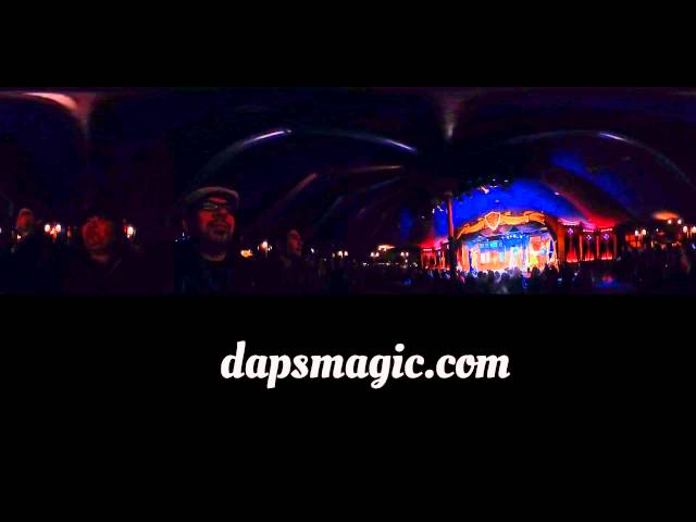 VR 360 Tangled Royal Theater Show