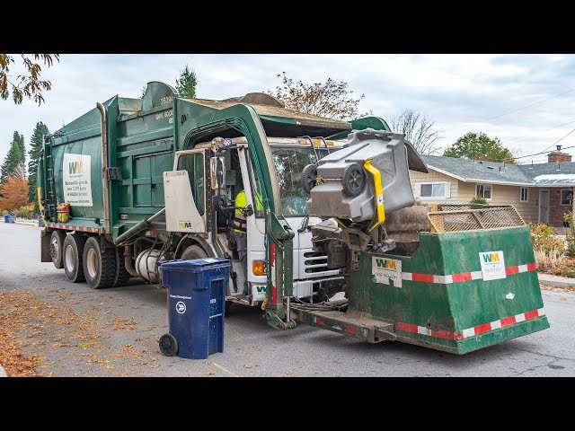 Garbage Trucks In Action!