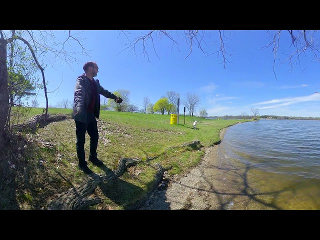 2019 04 28 vr360m dog walk ford lake park