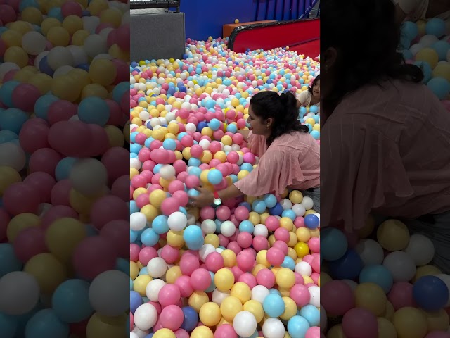 Mom covered Duggu with balls 🥰😍🌈🍉🍒