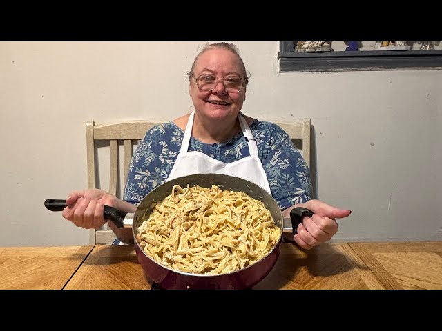 My mamaw’s chicken Alfredo pasta recipe!