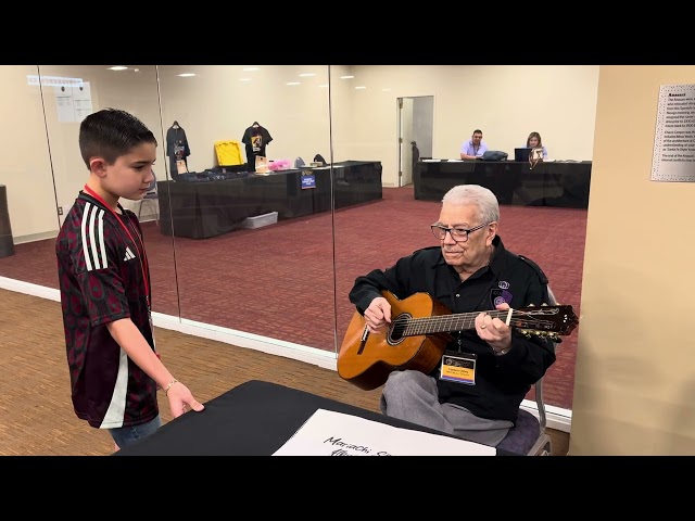 Mateo López accompanied by legendary Rigoberto Alfaro. Fallaste Corazón ♥️