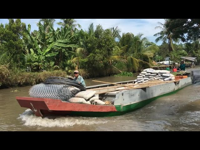 Vietnam River Boats - Life on the River Mekong Delta