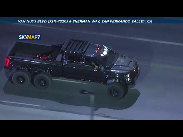 Authorities chase large truck through the San Fernando Valley | ABC7