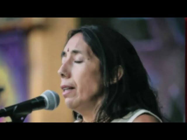 Kirtan con Prema Mayi,  Alexa y Bruno en La Fuente, Órgiva (13 julio 2024) HDR