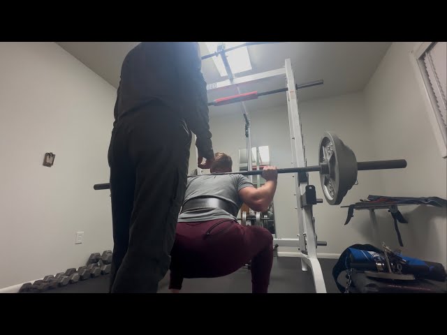 Unexpected 280 lb. (127 kg) Low Bar Squat Attempt after training high bar 15-35 reps exclusively