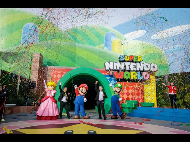 SUPER NINTENDO WORLD™ Grand Opening Moment