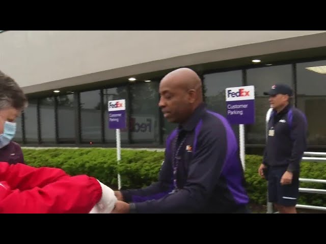 Food for Frontline: FedEx employees receive meals from Veranda Bistro