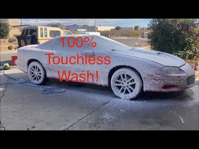 How to perform a completely touchless car wash. mobile detailing with foam cannon and deionizer