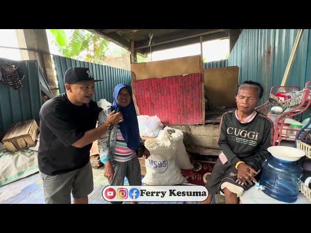 NENEK SUARSIH ASAL SUKABUMI TERLANTAR HIDUP SEBATANG KARA DI PENAMPUNGAN SAMPAH KOTA BATAM