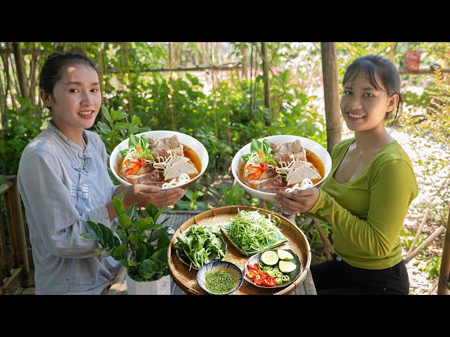 Linh Đan Harvest's SECRET to Irresistible Pork Leg Bánh Canh