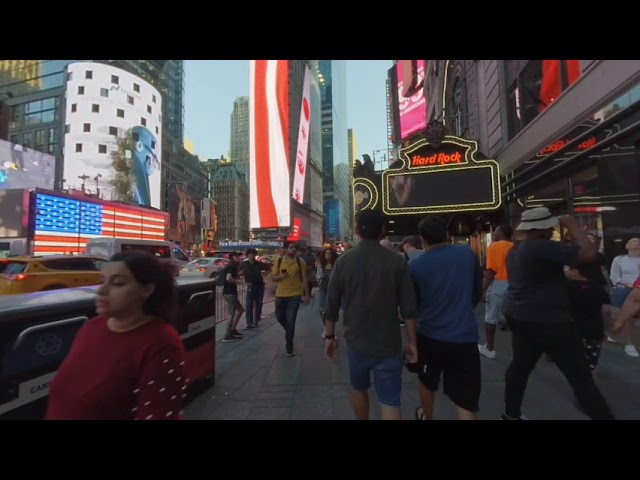 3D VR 180, New York City,  Manhattan,  Broadway, 7 Ave W 44st to W 43st, right side.