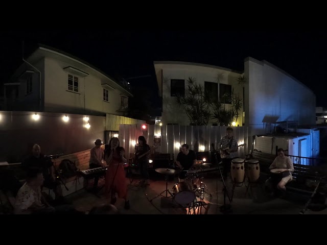 360 VR Moonlight Sessions Live Music at MAD Burger with West End Music Collective. Song 02 Tika