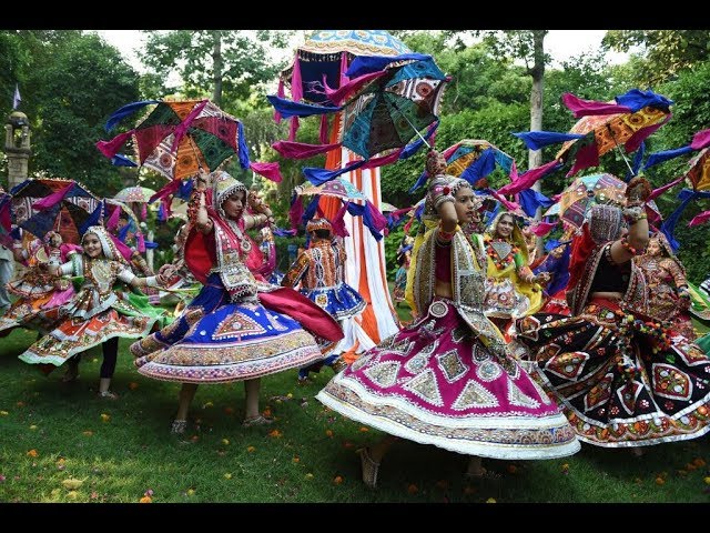 Navratri Colours for the 2018 celebration dates - how and why they are chosen