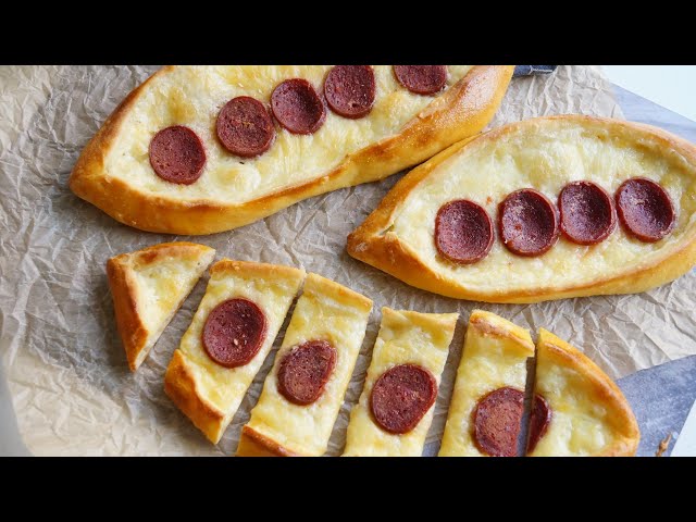 Pide mit Käse und Sucuk aus Hefeteig / Pogaca Teig (Pizzaschiff) - super leckeres Rezept