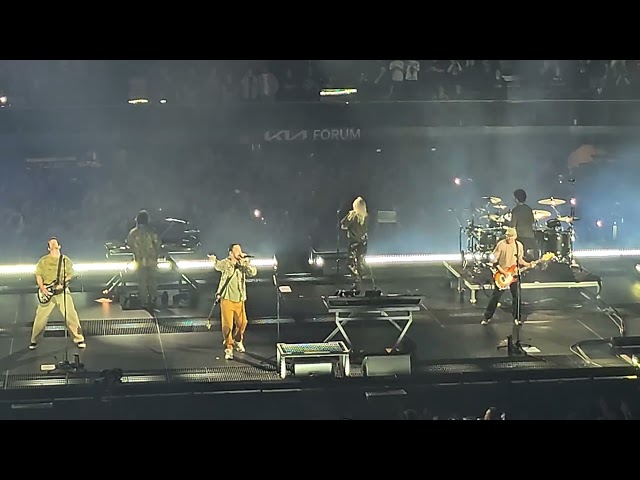 Linkin Park -Intro - Somewhere I belong (Live at Kia Forum 09/11/2024)#fromzeroworldtour #linkinpark