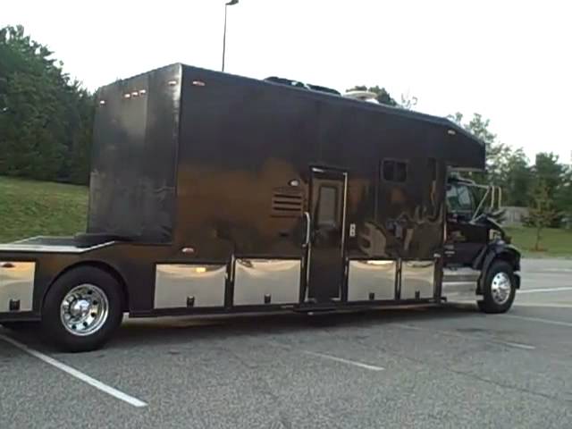 TOTALLY UNIQUE RV...