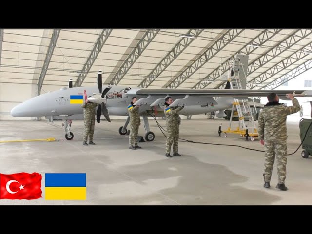 Russia shocked !! Ukraine Receives Turkey's Newest Unmanned Aircraft, Bayraktar Akinci