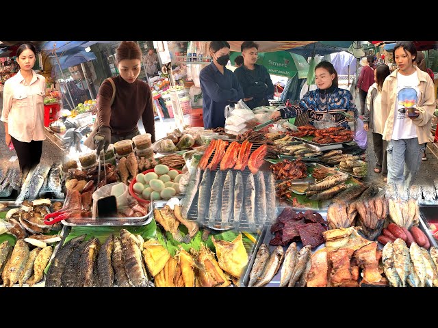 Grilled Beef, Pork Ribs, Streamed Fish & More - Street Food Walking Tour in Phnom Penh - Food Vlog