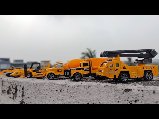 Collection Of Diecast Construction Vehicles | 1/64 Scale Model | Toy Crane, Mixture Truck, JCB