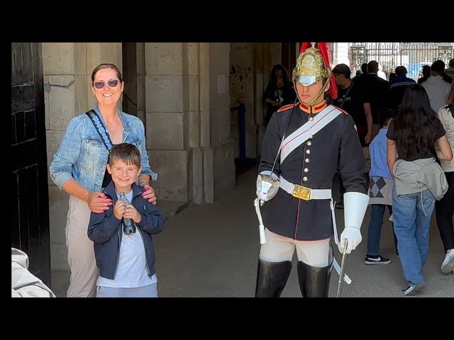 You Will Never Believe What The King’s Guard Did For The Child