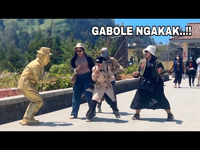 Yang tak Terduga..!! Statue Prank Funniest Reactions, Prank Patung Hidup