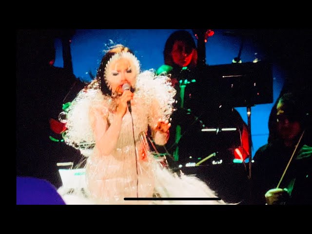 Björk - Isobel live at Coachella weekend 2