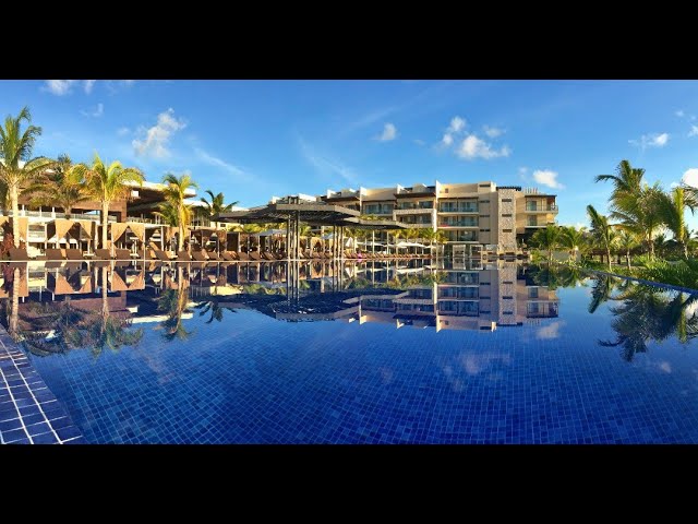 Royalton Riviera Cancun Resort Walkthrough in 360° VR: A Tropical Oasis 4K