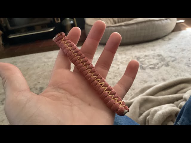 How to make a paracord tab(not a laniard, like I kept calling it)