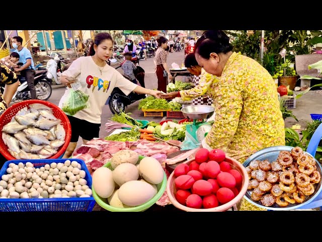 Cambodian Street Food at Takeo Market & Lifestyle - Delicious Plenty of Fresh Foods