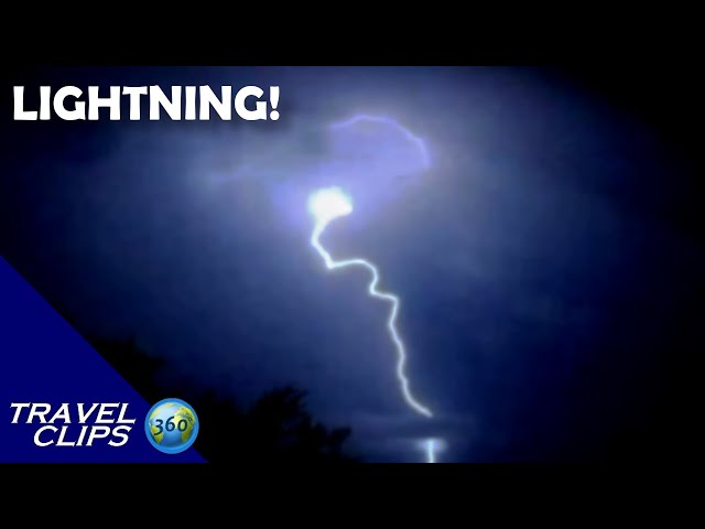 Lightning! - Warning: Contains Flashes of Light | 360° VR 4K | Travel Clips 360