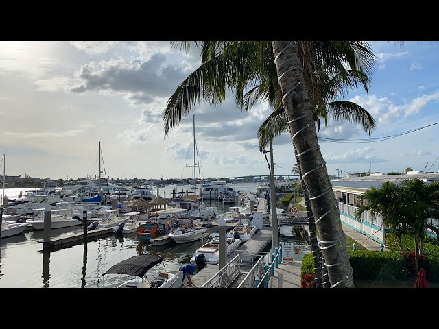 Salty Sam's Marina, Live Web Cam Fort Myers Beach, FL