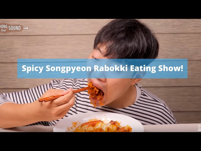 A Korean guy eating spicy songpyeon rabokki | eating show - mukbang