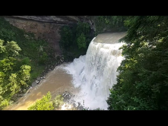 Samsung S20 Ultra converted to 3D VR Tennessee water fall