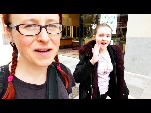 Hanging Around Cardiff. Wales, UK Vlogs.