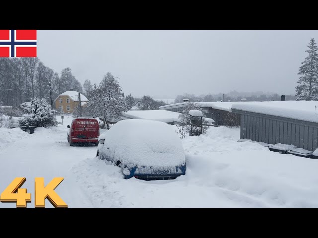 Walking Tour in Heavy Snowfall | Snow-Covered Cars and Winter Scenes in Norway | 4K Beauty