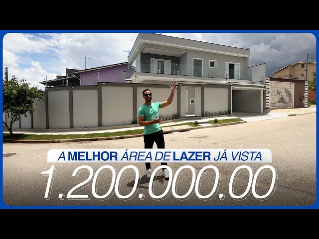 Descubra como é uma casa de esquina com quase 250m2 de terreno