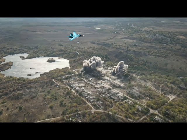 Su-34 Drops FAB-1500 and FAB-500 in Precision Strike over Chasiv Yar!