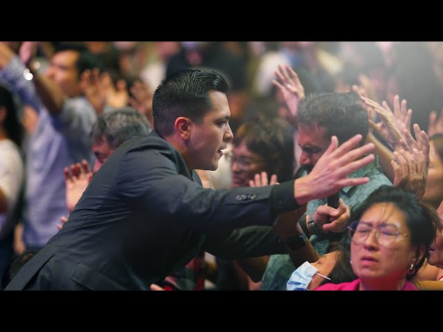 The Power of the Holy Spirit Falls in Singapore | David Diga Hernandez