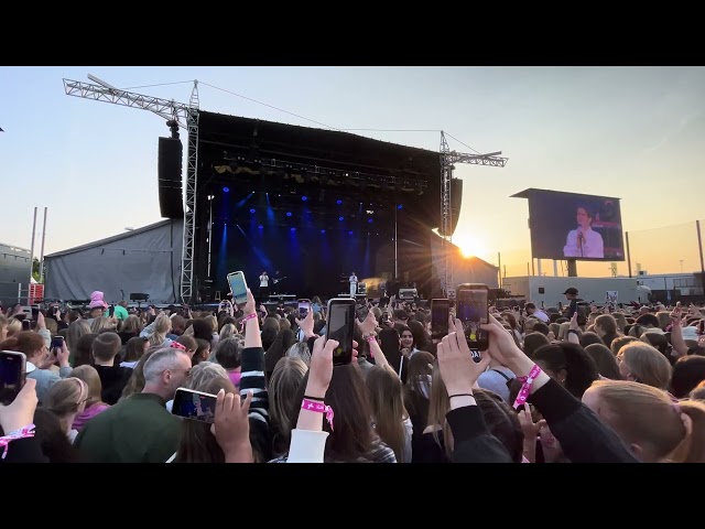 Marcus & Martinus - Wicked game ( Live at väla pinkparty 2023 )